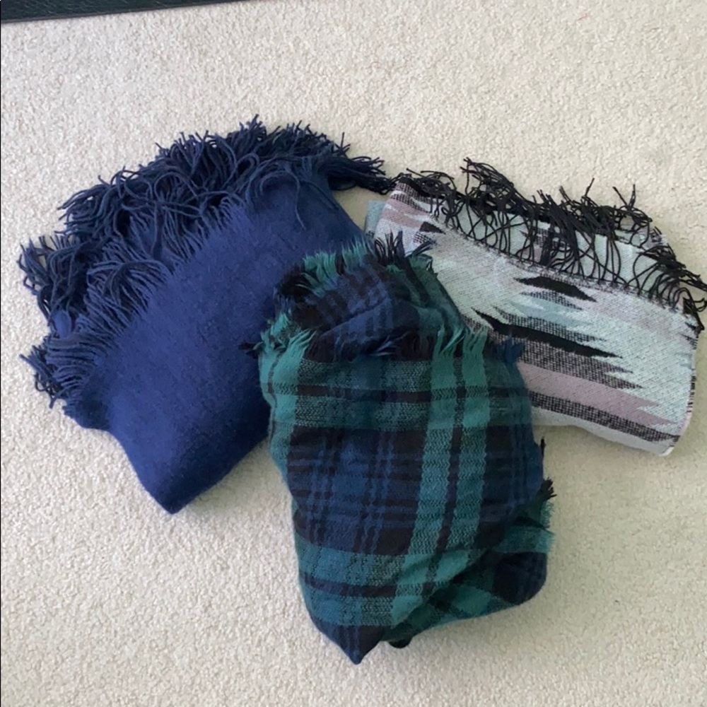 Oversized Scarf Bundle! Super soft and cozy set!